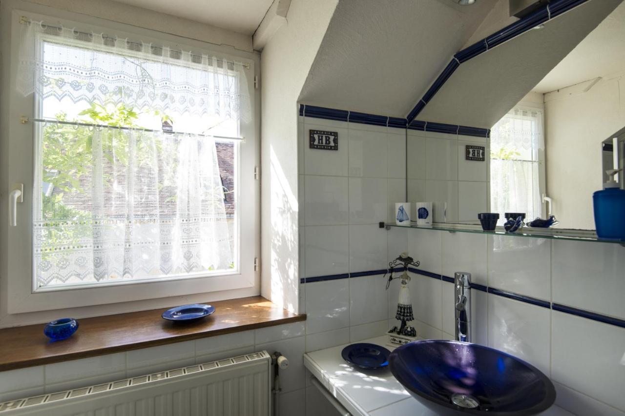 Le Riad Bourguignon Ouanne Exteriör bild